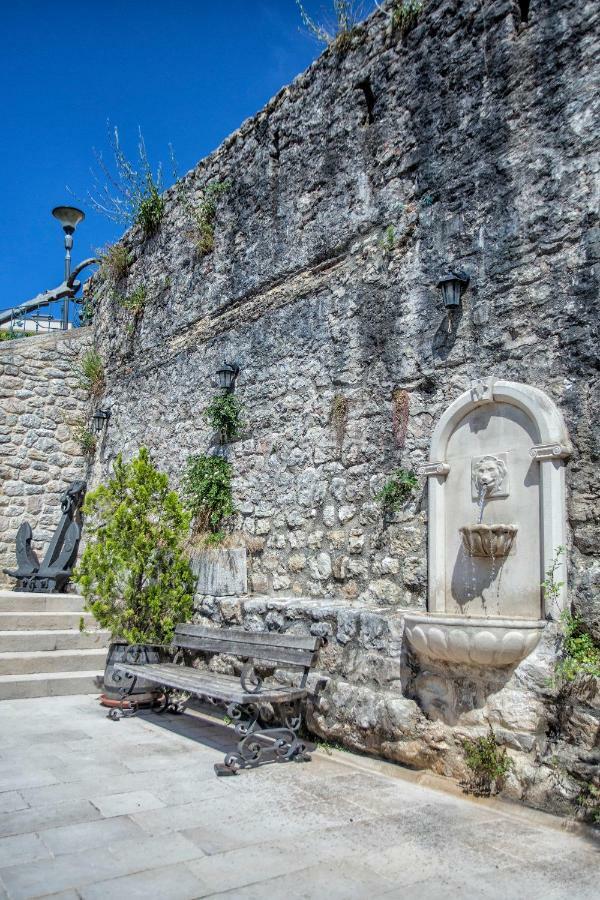 Kapetan Luxury Apartments Herceg Novi Extérieur photo